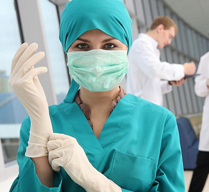 funny-girl-in-doctor-uniform
